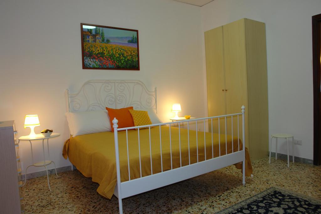 Mary'S Home 살레르노 객실 사진